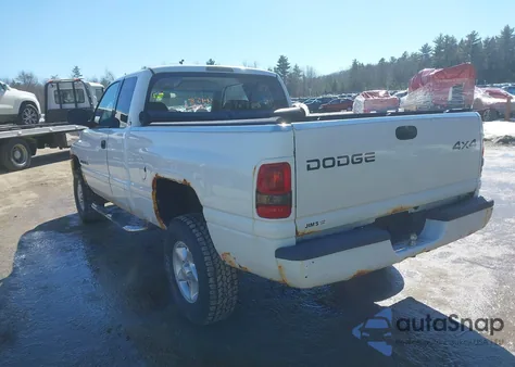 2001 Dodge Ram 1500 St z USA, uszkodzony, nr VIN 3B7HF13Y81M566480